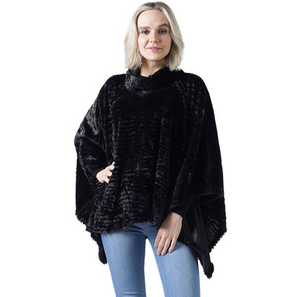 8660 - Rippled Faux Fur Poncho