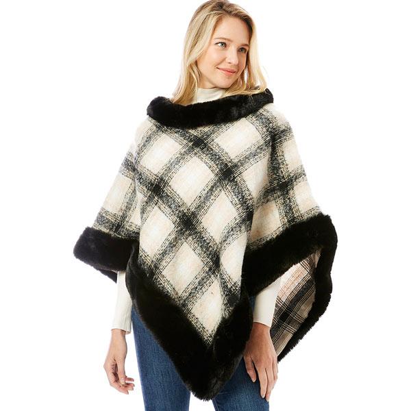 3759 - Fur Trimmed Ponchos 2023