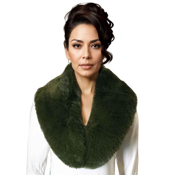 LC3800 - Faux Fur Collars