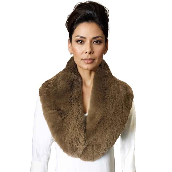 LC3800 - Faux Fur Collars