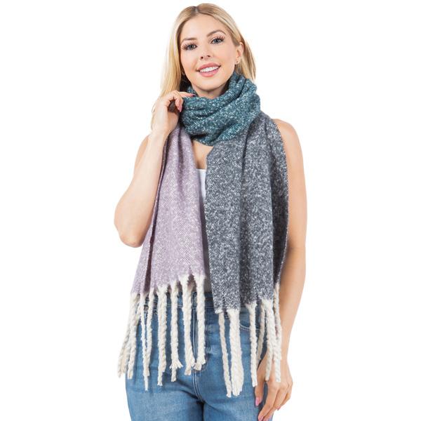 4279 - Ombre Nubby Scarf